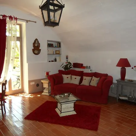 Mas De Foncaudette Bed & Breakfast 3*